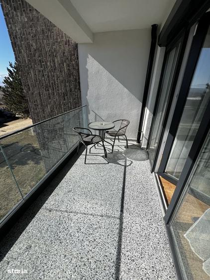 Apartament cu 2 camere decomandat în Cristian