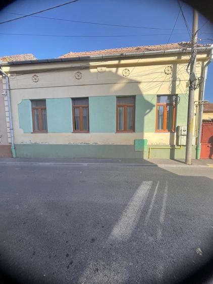 Casă cu 2 camere în Ultracentral