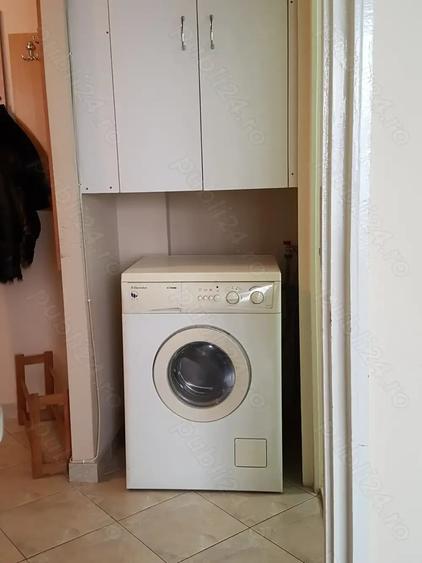 Apartament cu 2 camere decomandat în Lotus