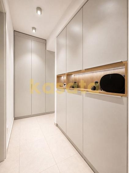 Apartament cu 3 camere decomandat, mobilat în Baba Novac