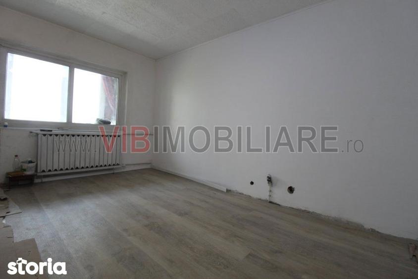 Garsonieră, mobilată în Decebal