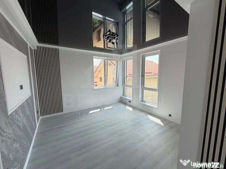 Casă cu 4 camere cu Teren 250 Mp în Bariera Vâlcii
