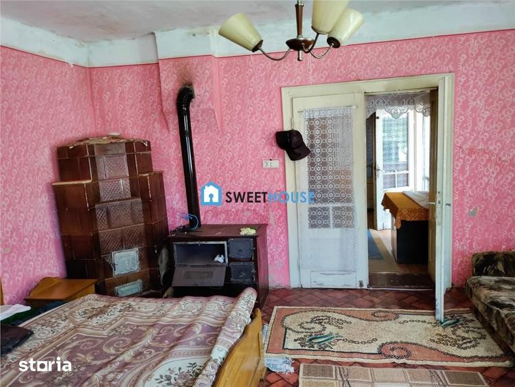 Casă cu 3 camere cu Teren 1250 Mp în Beclean