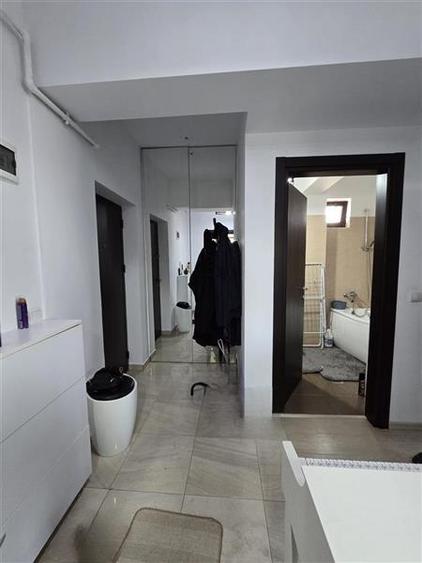 Apartament cu 2 camere decomandat în Bucureștii Noi