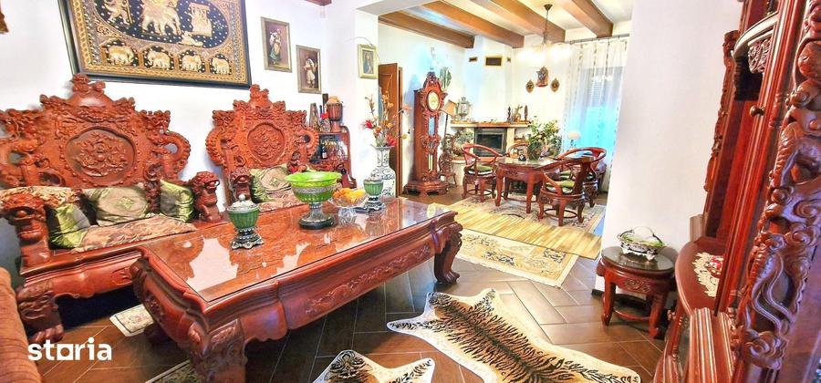 Casă cu 5 camere cu Teren 338 Mp în Sud