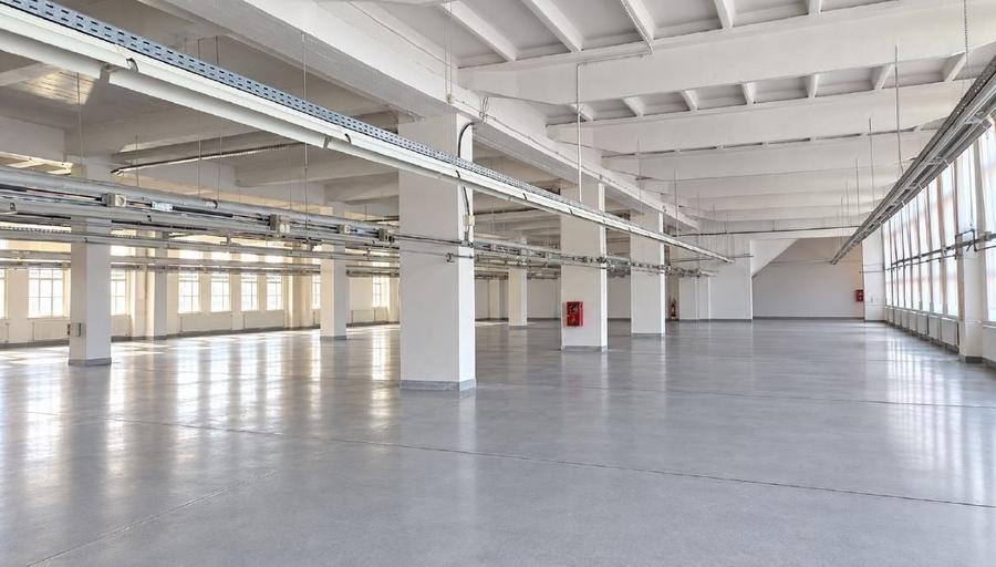Spațiu industrial, de 1,600 mp, în Nord-Vest