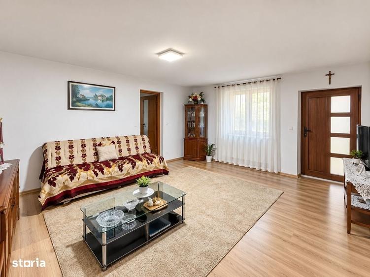 Casă cu 2 camere în Horia
