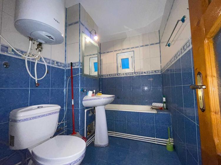 Apartament cu 3 camere Micro 20 de inchiriat - 11