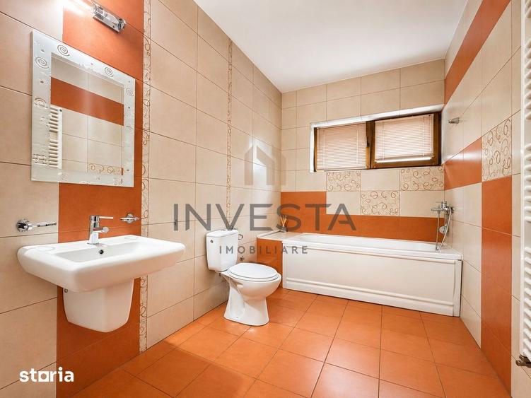 Casă cu 5 camere cu Teren 456 Mp în Becaș