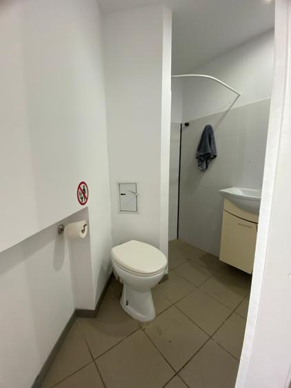 Apartament cu 4 camere nedecomandat în Pache Protopopescu