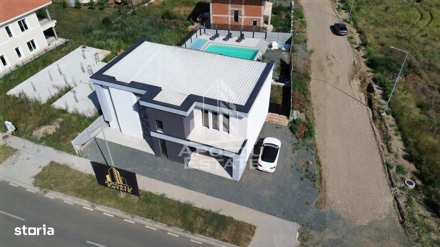 Casă cu 4 camere decomandat în Giarmata