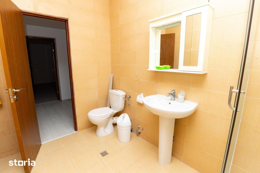 Casă cu 5 camere cu Teren 1029 Mp în Bezdead