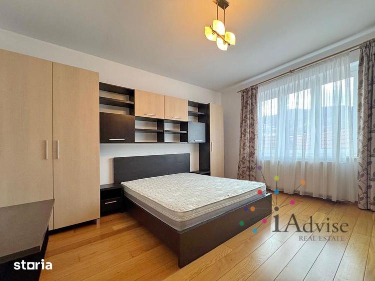 Garsonieră decomandată în Schei