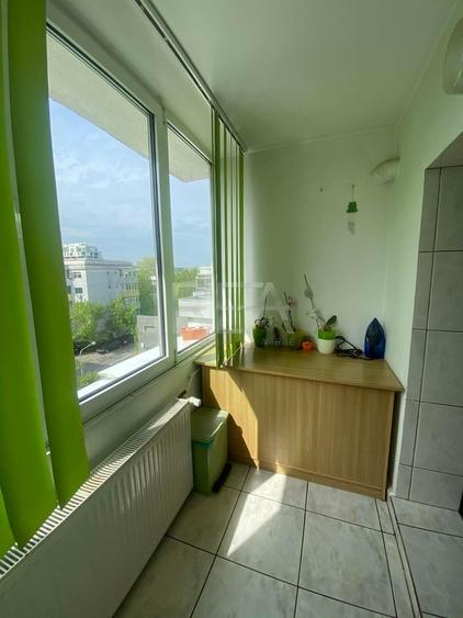 Apartament cu 3 camere decomandat, mobilat în Aviației
