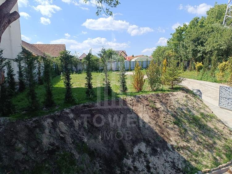 Apartament cu 3 camere decomandat în Turnișor