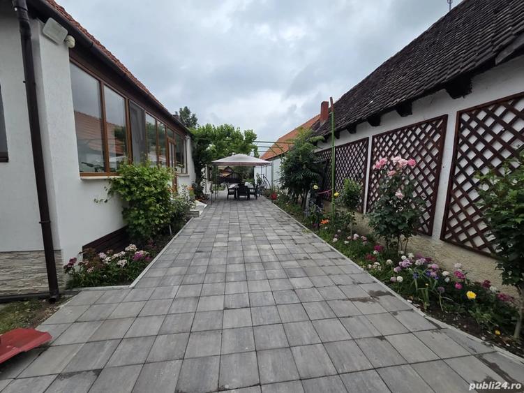Casă cu 2 camere cu Teren 550 Mp în Tărlungeni