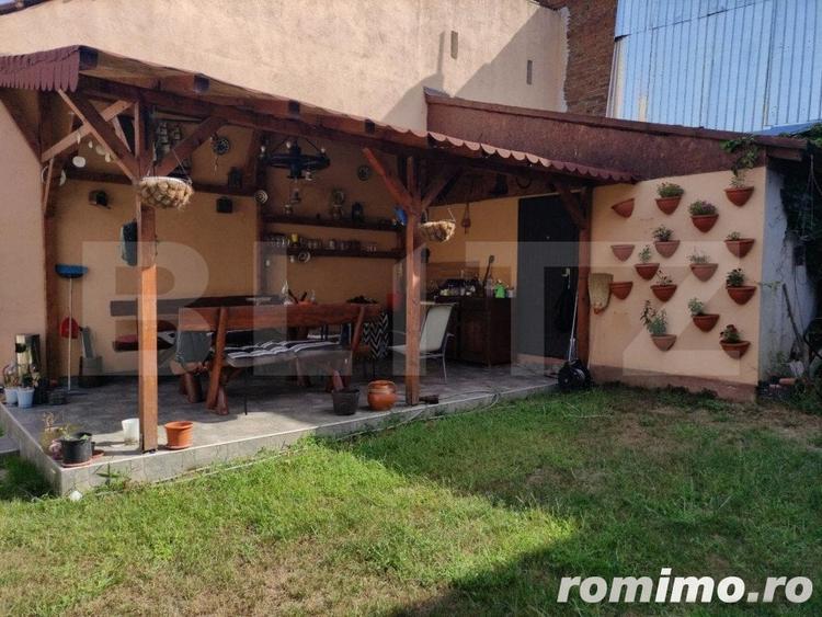Casă cu 3 camere cu Teren 243 Mp în Central