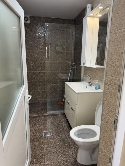 Casă cu 3 camere cu Teren 165 Mp în Central