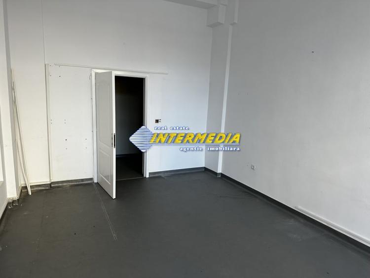 Spațiu comercial, de 330 mp, în Cetate