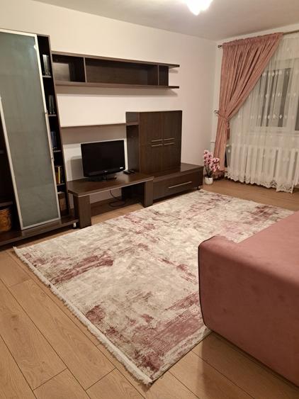 Apartament cu 2 camere decomandat în Colentina