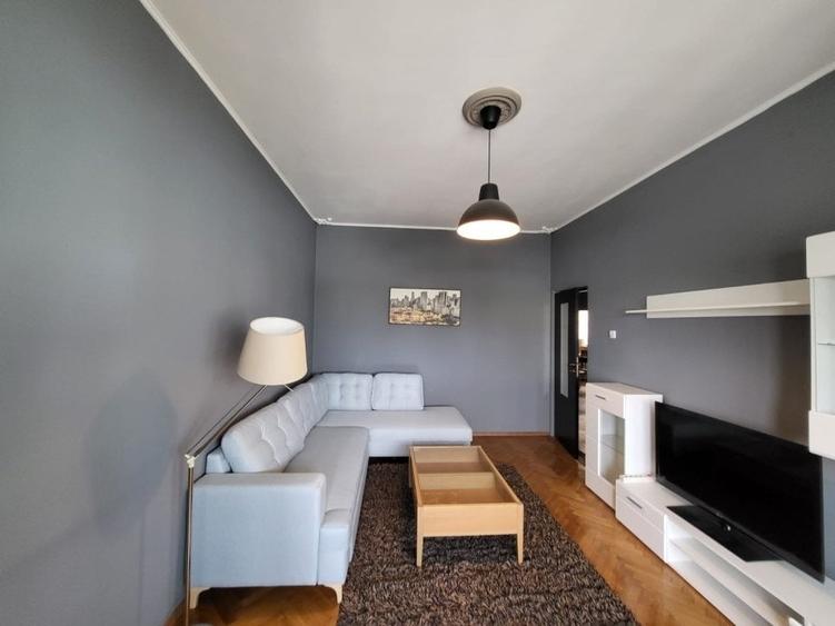 2 camere -Piata Romana , str.Dionisie Lupu - 14