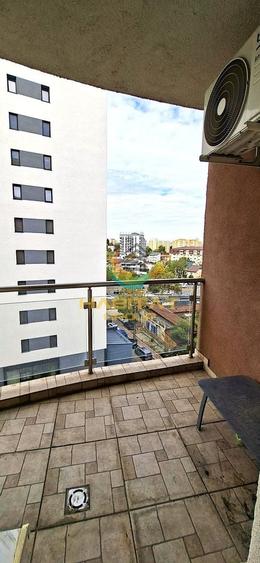 Apartament cu 2 camere semidecomandat, mobilat în Mihai Bravu