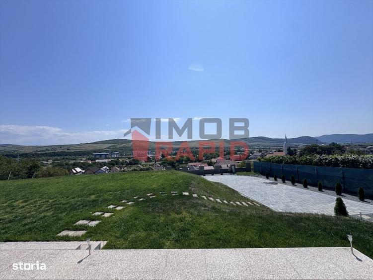Casă cu 4 camere cu Teren 2100 Mp în Viișoara