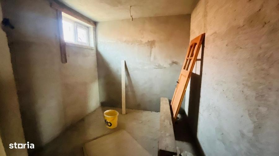 Casa De Vanzare In Petresti-Sebes, Str. Mihai Viteazul - 7