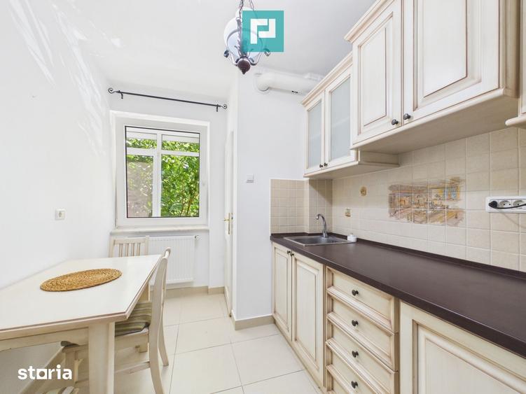 Apartament cu 3 camere decomandat în Ultracentral
