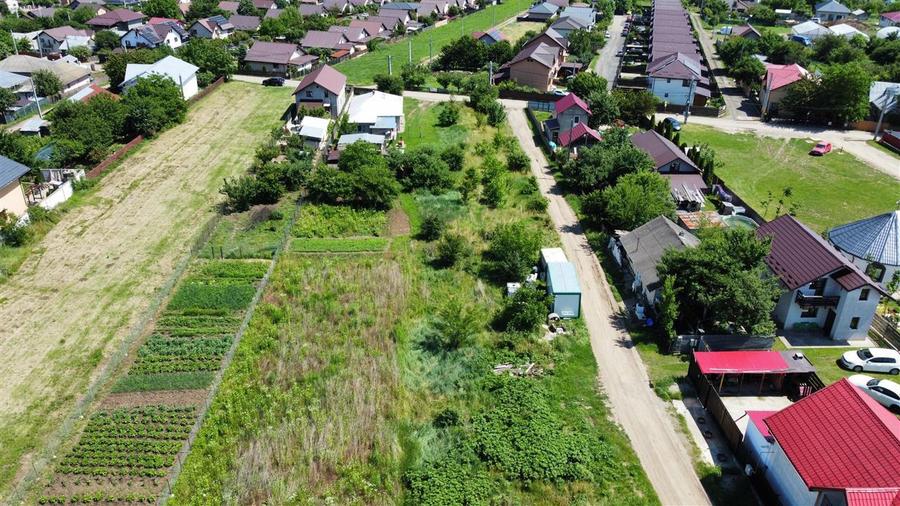 Teren intravilan de 10000 mp, în Miroslava