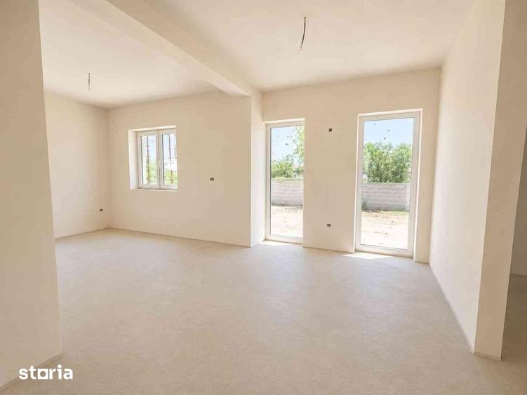 Casă cu 4 camere cu Teren 416 Mp în Central