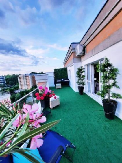 Apartament cu 3 camere decomandat în Tătărași