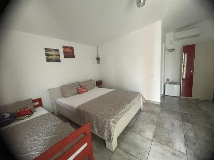Hotel/Pensiune, de 215 mp, în Corbu