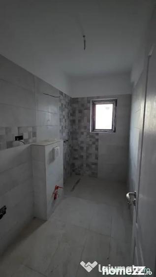 Casă cu 3 camere cu Teren 390 Mp în Păulești