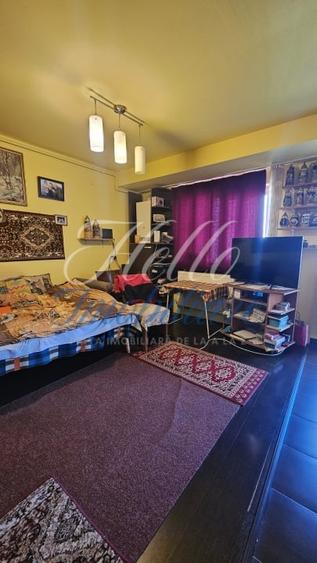 Apartament cu 2 camere semidecomandat în Florești