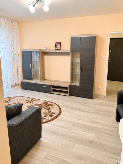 Apartament cu 2 camere semidecomandat în Dâmbovița