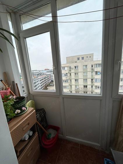 Apartament cu 2 camere semidecomandat în Pantelimon