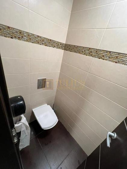 Spațiu comercial, de 150 mp, în Lipovei