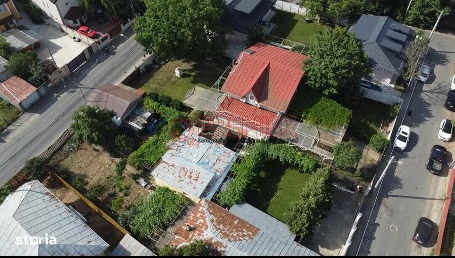 Teren de 300 mp, în Central
