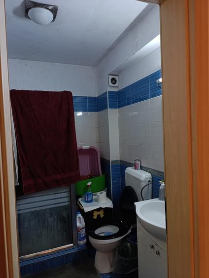 Apartament cu 4 camere decomandat în Bragadiru