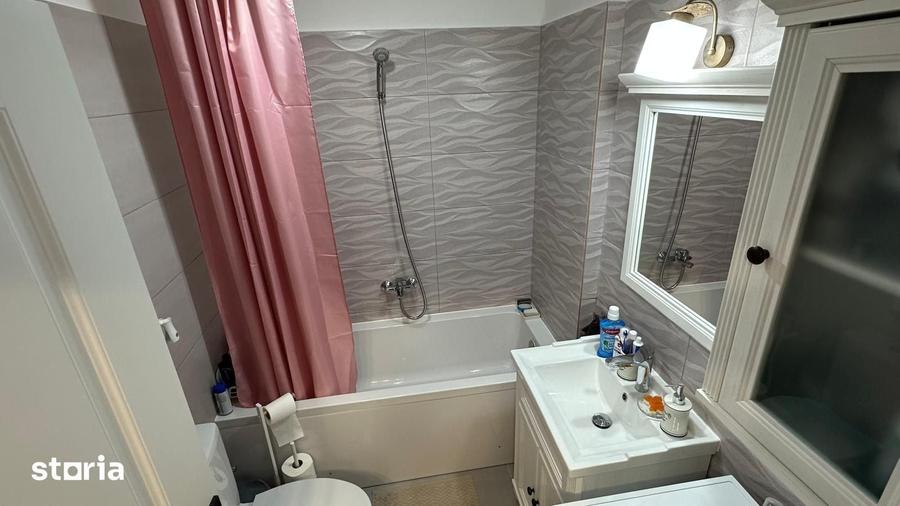 Apartament cu 3 camere decomandat în Chiajna