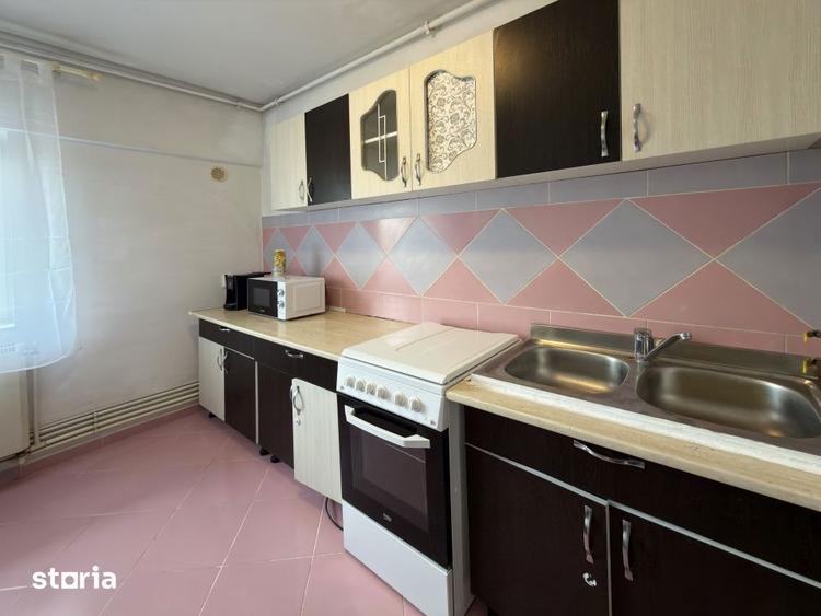 Far - Apartament cu 2 camere de inchiriat, termen lung, decomandat. - 5