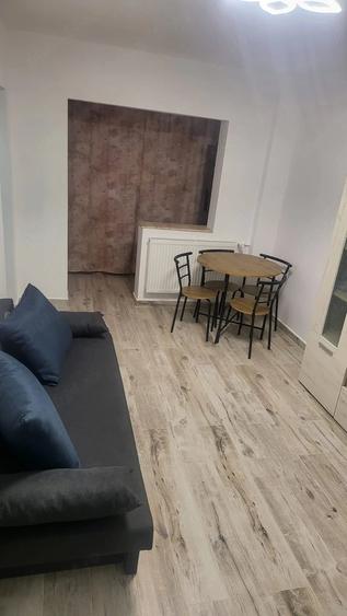 Garsonieră decomandată în Micălaca