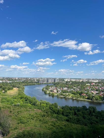 Apartament cu 2 camere semidecomandat în Barbu Văcărescu