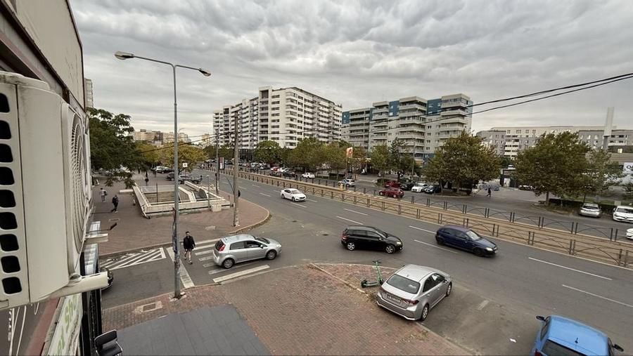 Spațiu comercial, de 260 mp, în Mihai Bravu