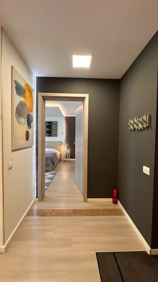 Apartament cu 2 camere decomandat în Lacul Tei