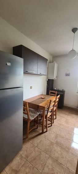 Apartament cu 2 camere decomandat în Sâncraiu de Mureș
