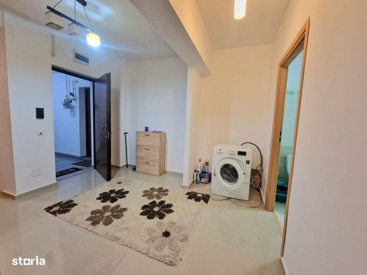 Apartament cu 2 camere decomandat în Tomis Plus