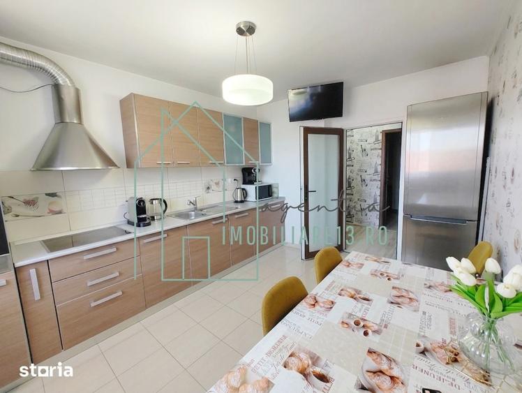 Apartament cu 3 camere decomandat în Central
