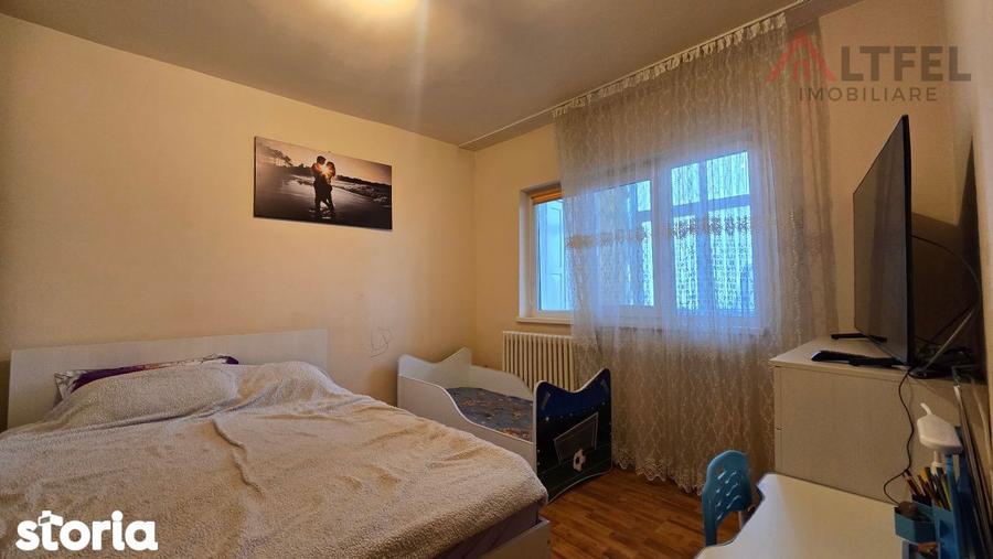 Apartament cu 2 camere decomandat, mobilat în Central